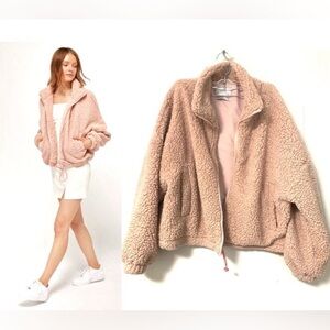 Urban outfitters Sherpa style zip up jacket size small